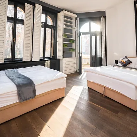 Apartment Spacious Luxury 200 Sqm In Center Sarajevo