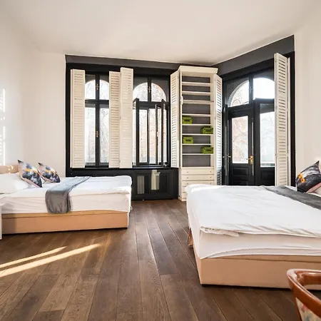 Spacious Luxury 200 Sqm In Center Sarajevo